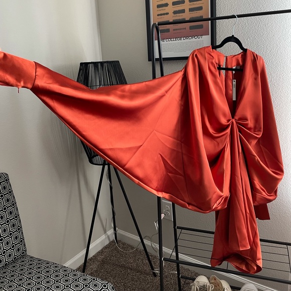 Rust Kimono Sleeve Open Back Dress - Picture 2 of 5